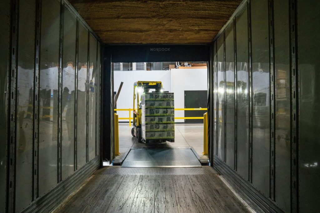 salon logistic